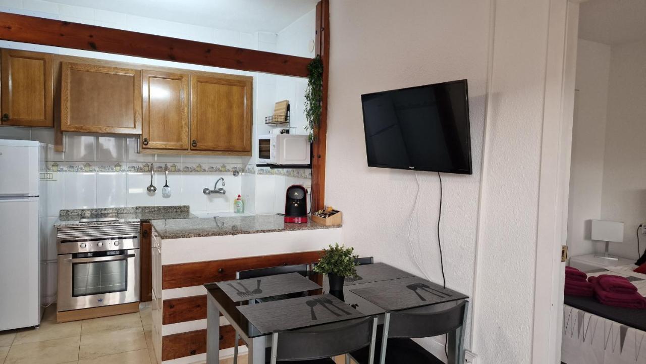 Apartamento De 1 Habitacion Frente Al Mar Y Con Piscina Leilighet Benicàssim Eksteriør bilde