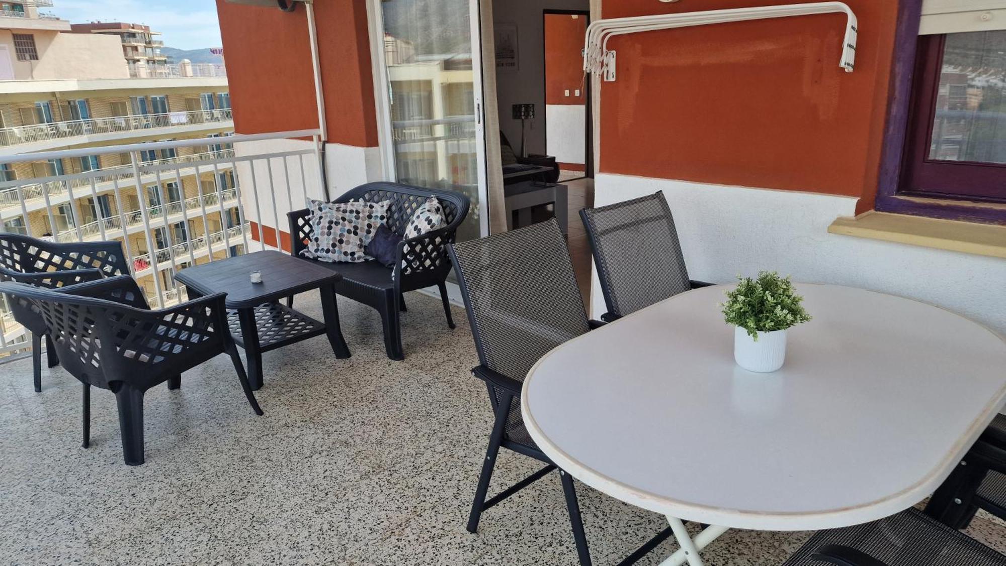 Apartamento De 1 Habitacion Frente Al Mar Y Con Piscina Leilighet Benicàssim Eksteriør bilde